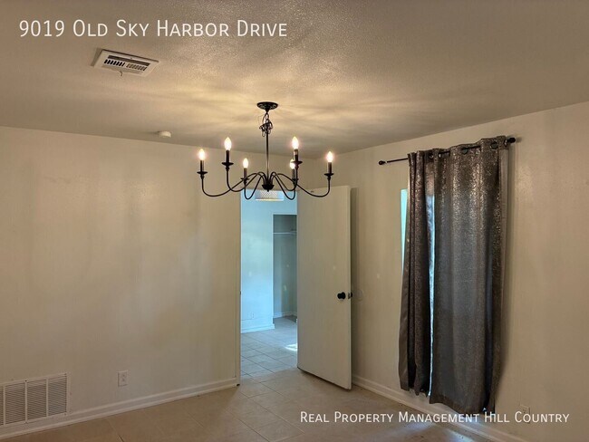 Building Photo - 9019 Old Sky Harbor Dr