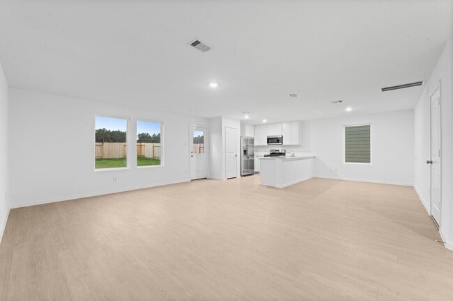 Building Photo - 25373 Carnation Ct