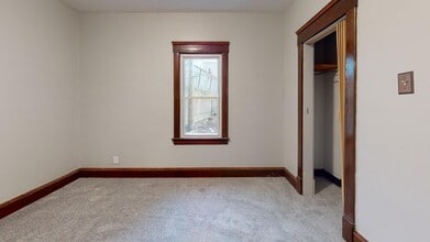 Building Photo - 3210 W.98th