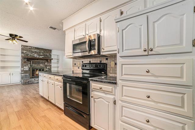 Building Photo - 3407 Tipps Dr