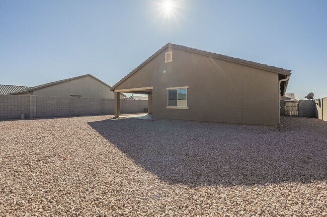 Building Photo - 1536 E Demain Dr