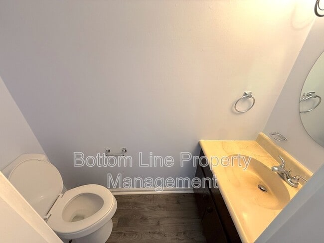 Building Photo - 4633 Old Lantern Way