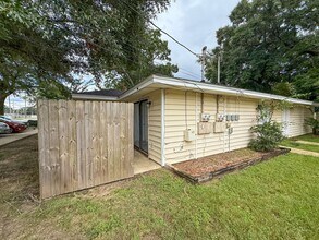 Building Photo - 7004 Lanier Dr