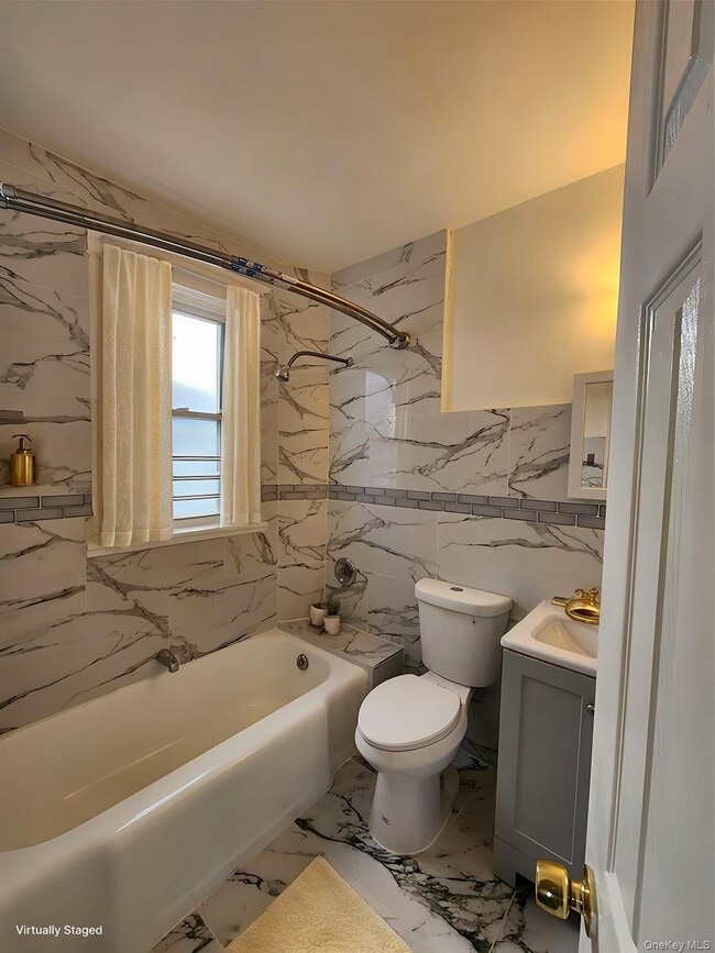 Building Photo - 184 Trenchard St