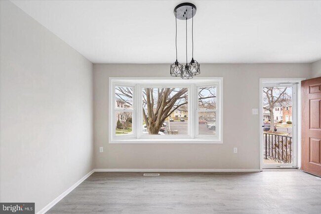 Building Photo - 256 Nathan Way