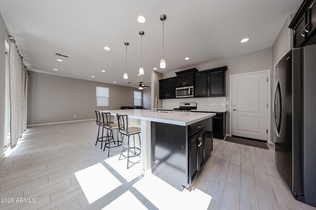 Primary Photo - 3813 E Branham Ln