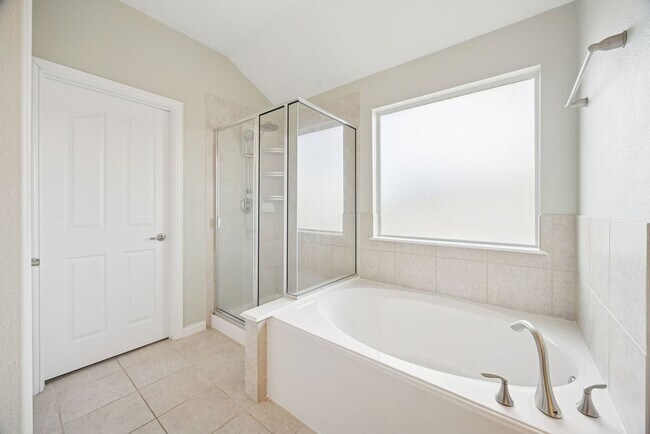 Building Photo - 24710 Hikers Bend Dr