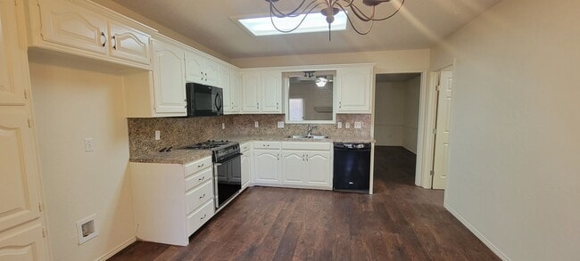 Building Photo - Beautiful 3/2/2 home in Cooper ISD