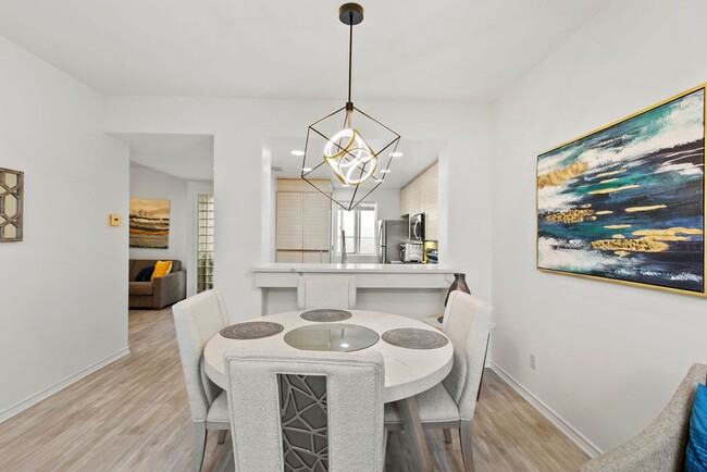 Building Photo - Elegant Furnished Penthouse Retreat with Treetop Views