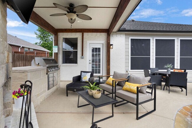 Building Photo - 2805 Whetstone Dr