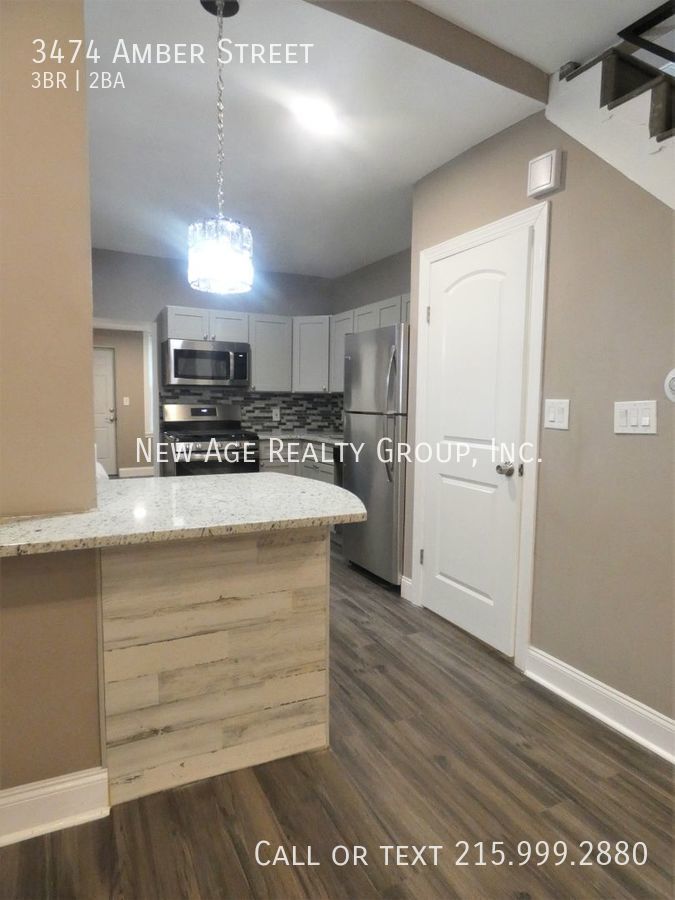 Building Photo - 3474 Amber St