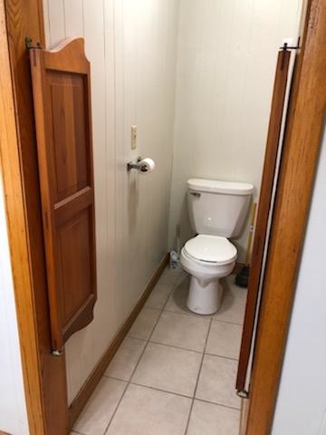 Bathroom - 2181 E Branch Rd