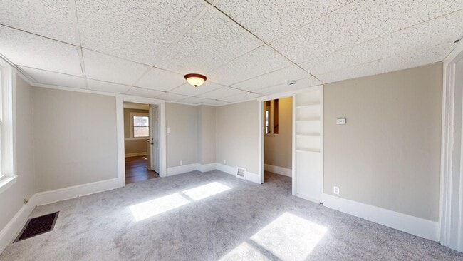 Building Photo - Clark / Fulton Area - 4 Bedroom Single Fam...
