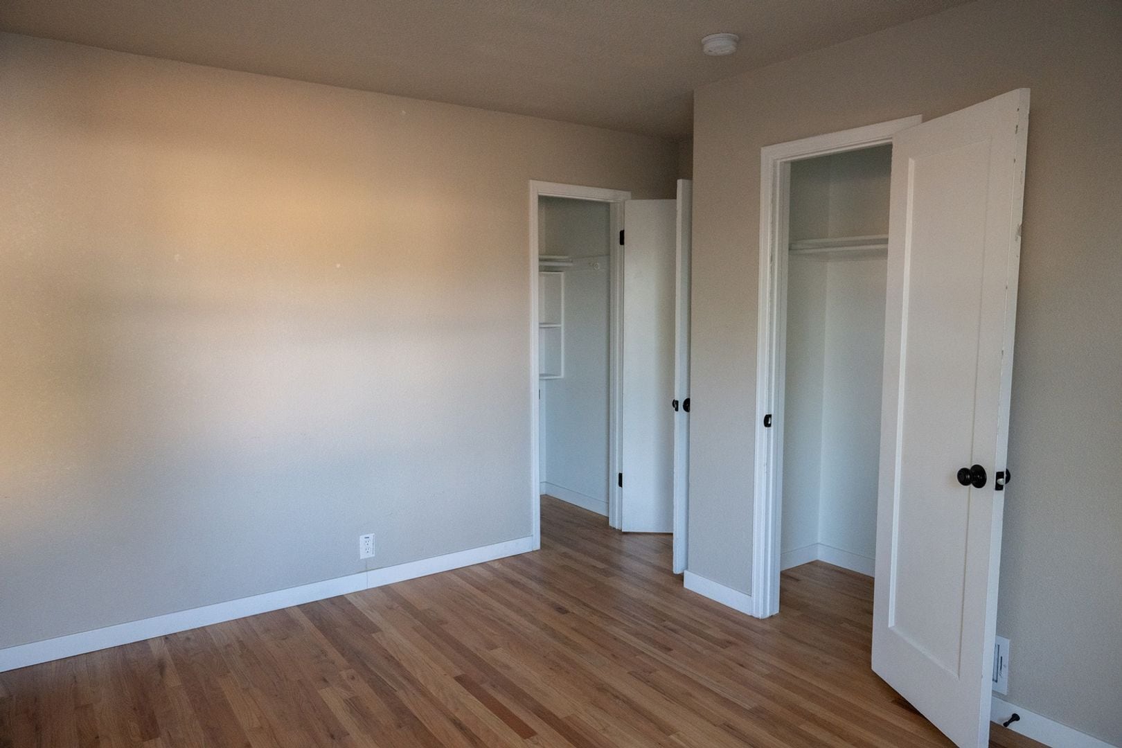 Building Photo - 1517 Converse Ave