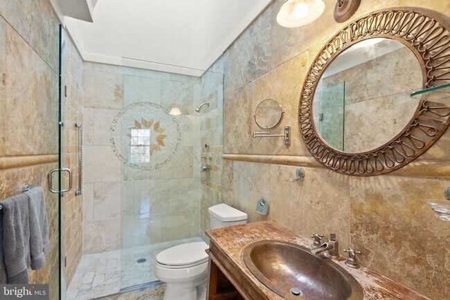 Building Photo - 500 G St SW