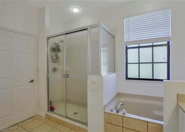Building Photo - 14751 Pinnacle Pl