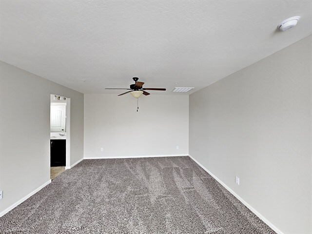 Building Photo - 20735 W Point Ridge Rd