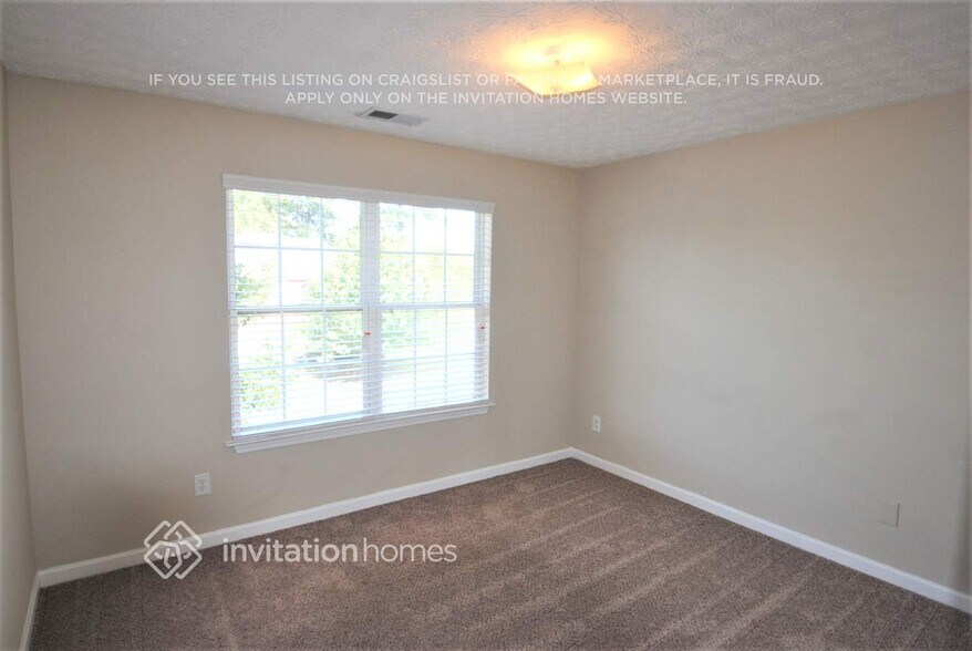 Building Photo - 862 Shadow Lake Dr