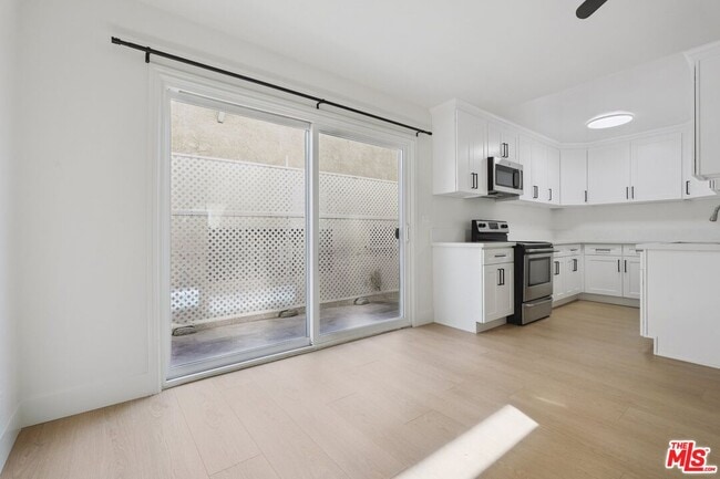 Building Photo - 1133 22nd St