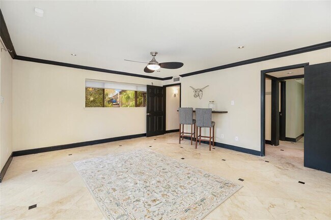 Building Photo - 18138 Bal Harbour Dr
