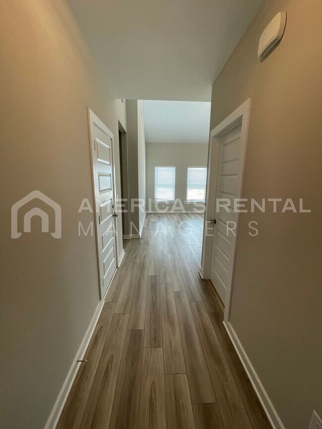 Building Photo - DEPOSIT PENDING!!! Home for Rent in Eastab...