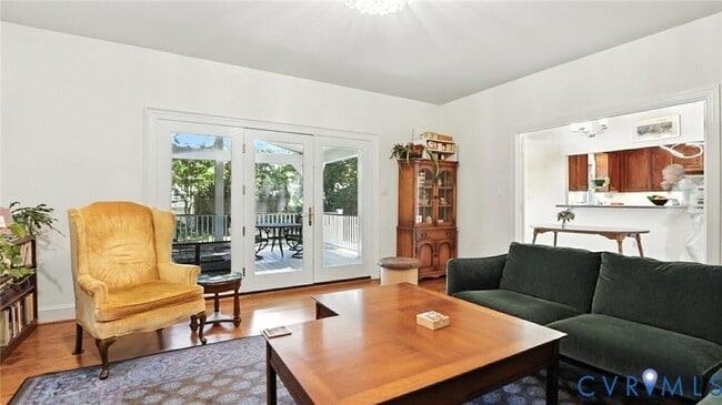 Building Photo - 3321 Gloucester Rd