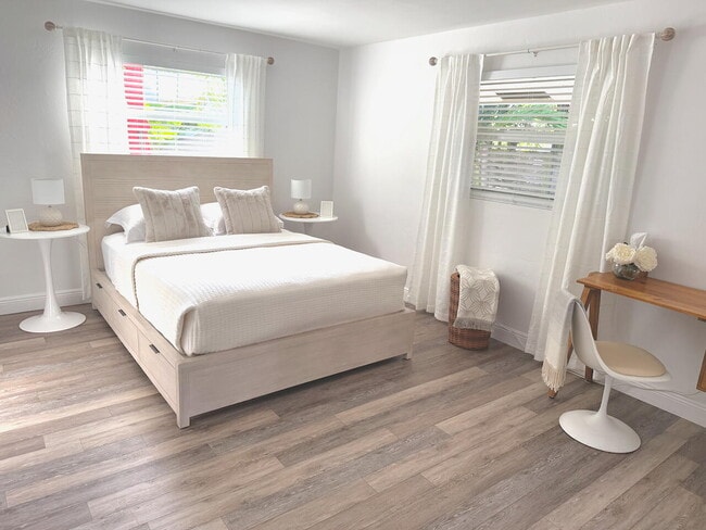 Building Photo - 311 N Swinton Ave