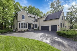 Building Photo - 7097 Pleasant Colony Cir