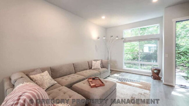 Building Photo - 8321 NE 176th Ct