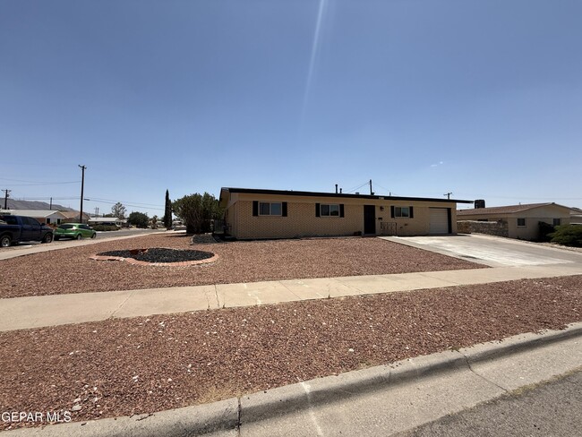 Building Photo - 7201 Armistad Ave