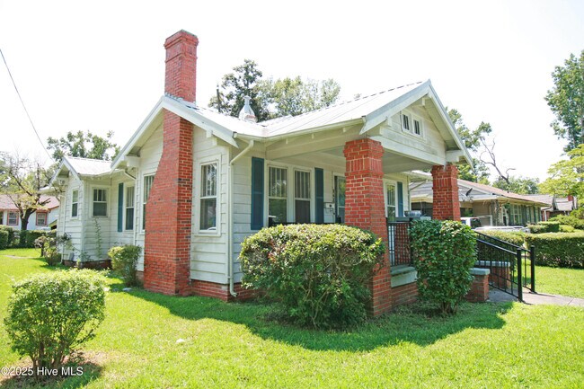 Building Photo - 2426 Princess Pl Dr