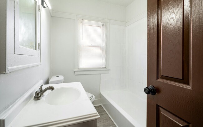 Building Photo - 2548 N 38th St