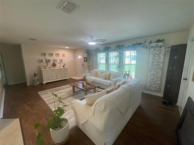 Building Photo - 15965 SE 84th Terrace