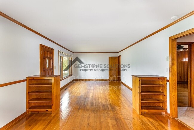 Building Photo - 2610 Carter Ave
