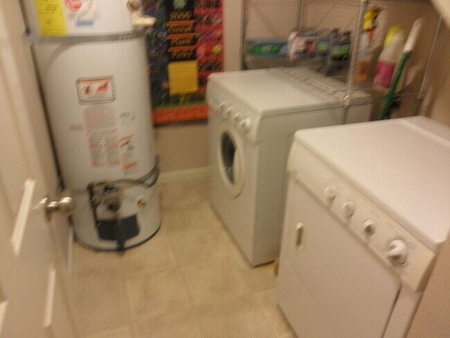 Building Photo - 162A 15th Ave