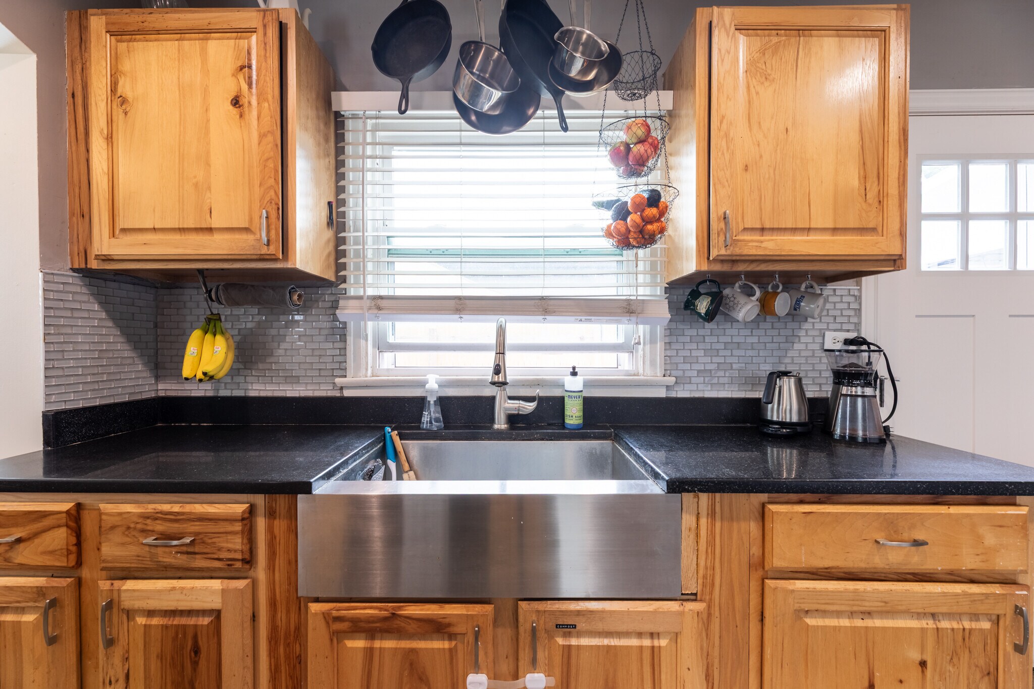 Building Photo - 4591 Wyandot St