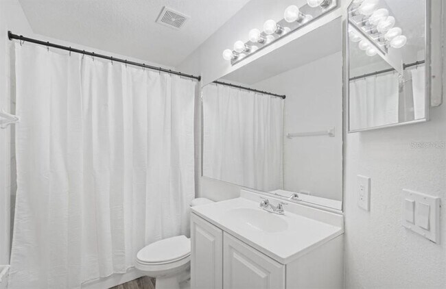 Building Photo - 5513 Terrain De Golf Dr
