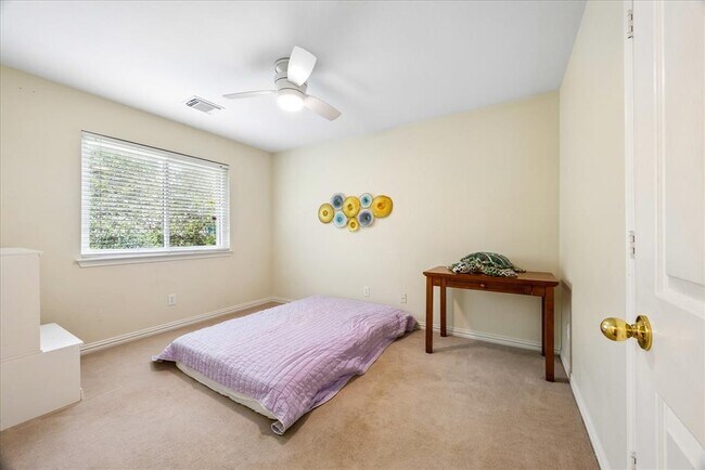 Building Photo - 4176 Canyon Glen Cir