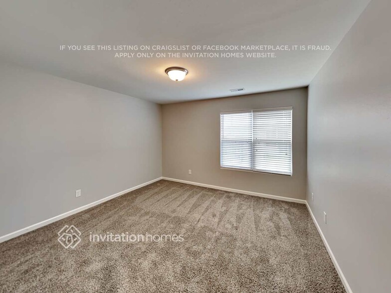 Building Photo - 1114 Blue Topaz Dr