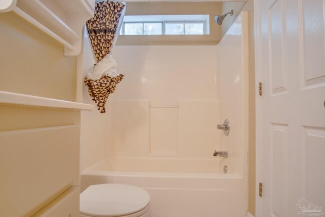 Building Photo - 2741 Bay Club Dr