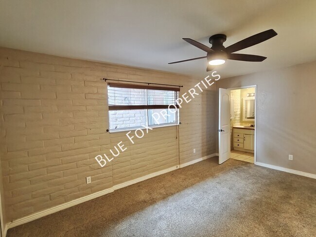 Building Photo - 9742 E Cannon Pl