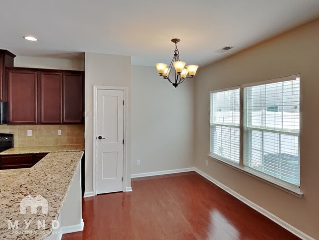 Building Photo - 7608 Red Mulberry Way