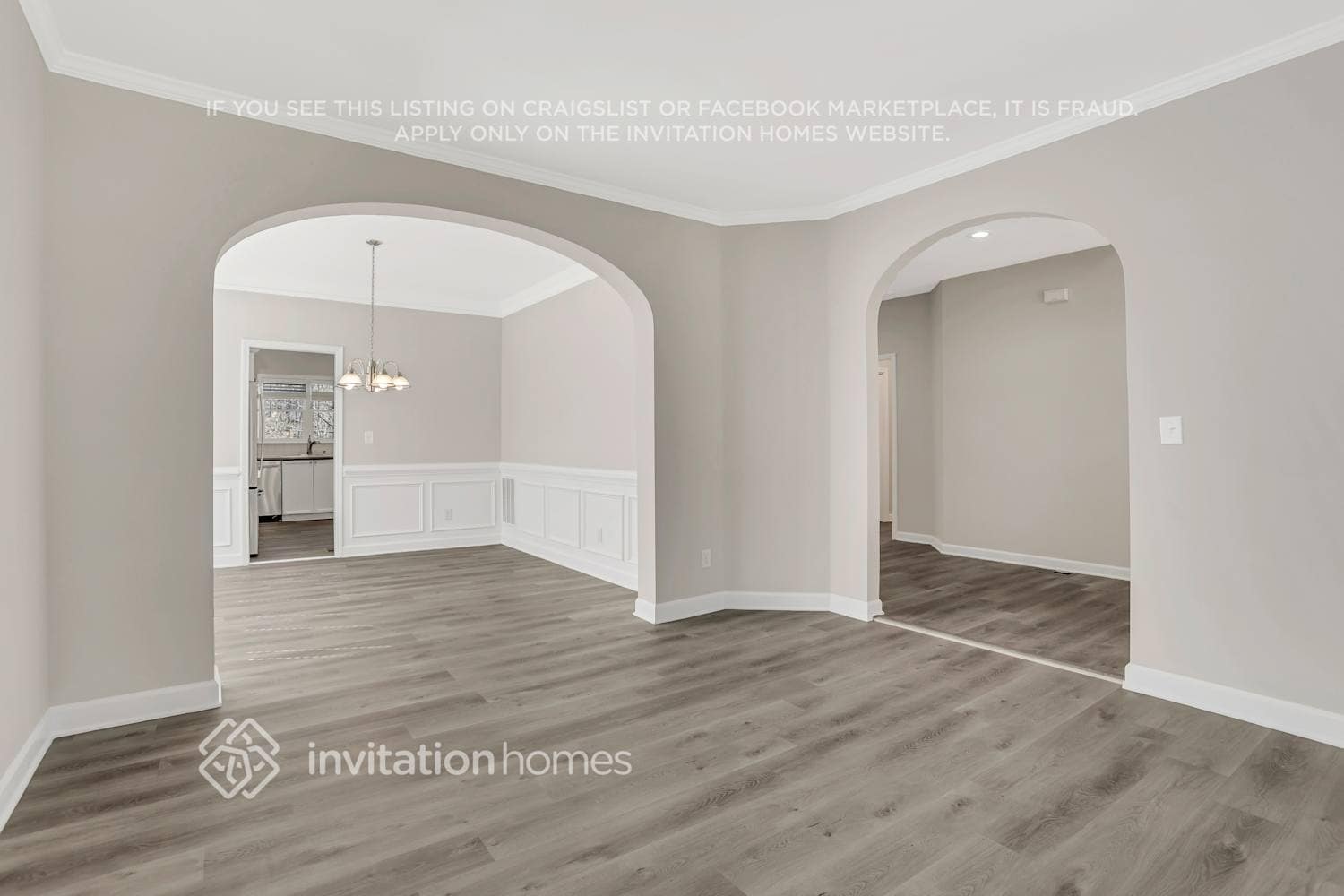 Building Photo - 4894 Day Lily Way