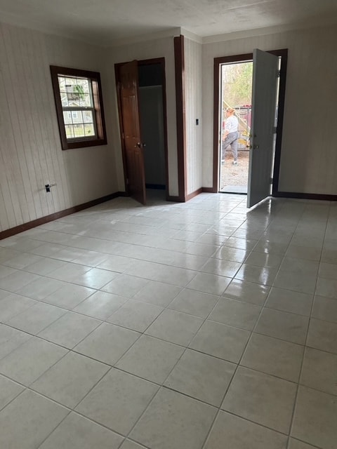 Building Photo - 12325 N Englewood Dr