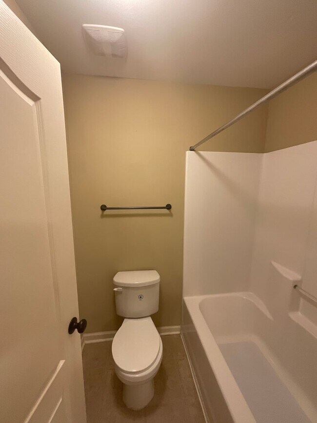 Building Photo - 5506 Dualwood Dr