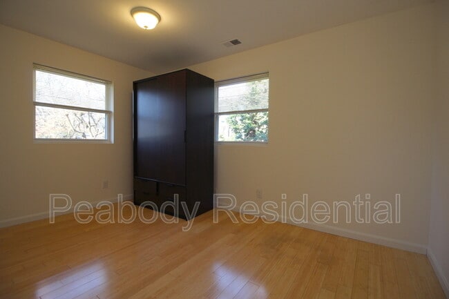 Building Photo - 2129 Grayson Pl