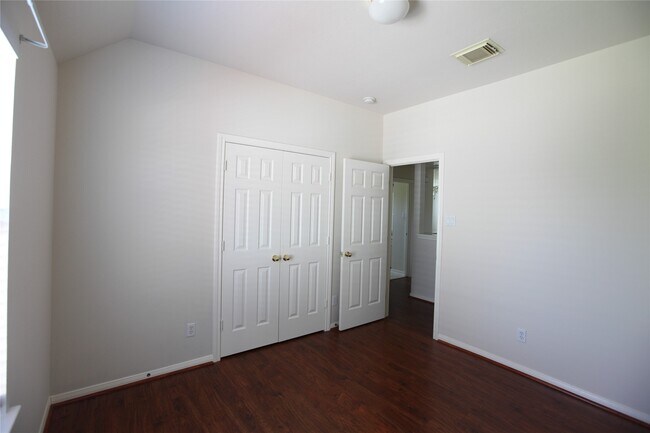 Building Photo - 607 Ashley Cove Ct