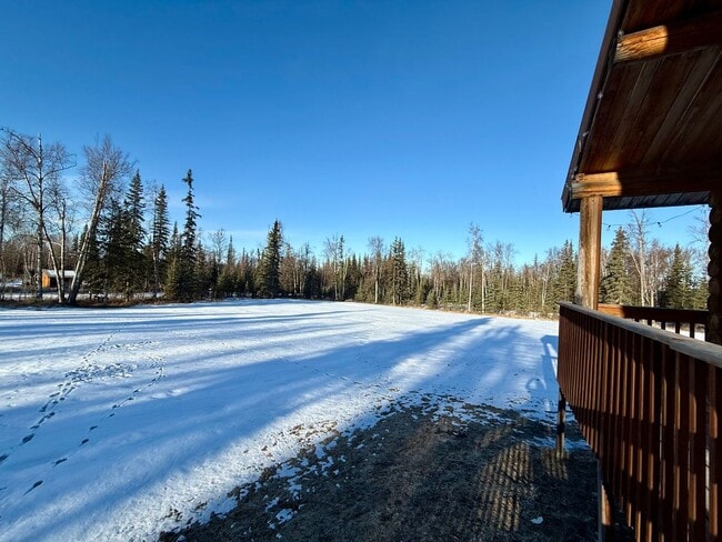 Building Photo - EXECUTIVE SUMMER RENTAL