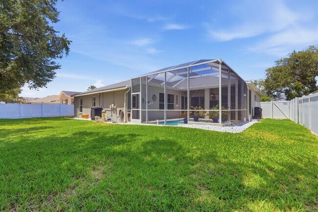 Building Photo - 4617 Egmont Dr