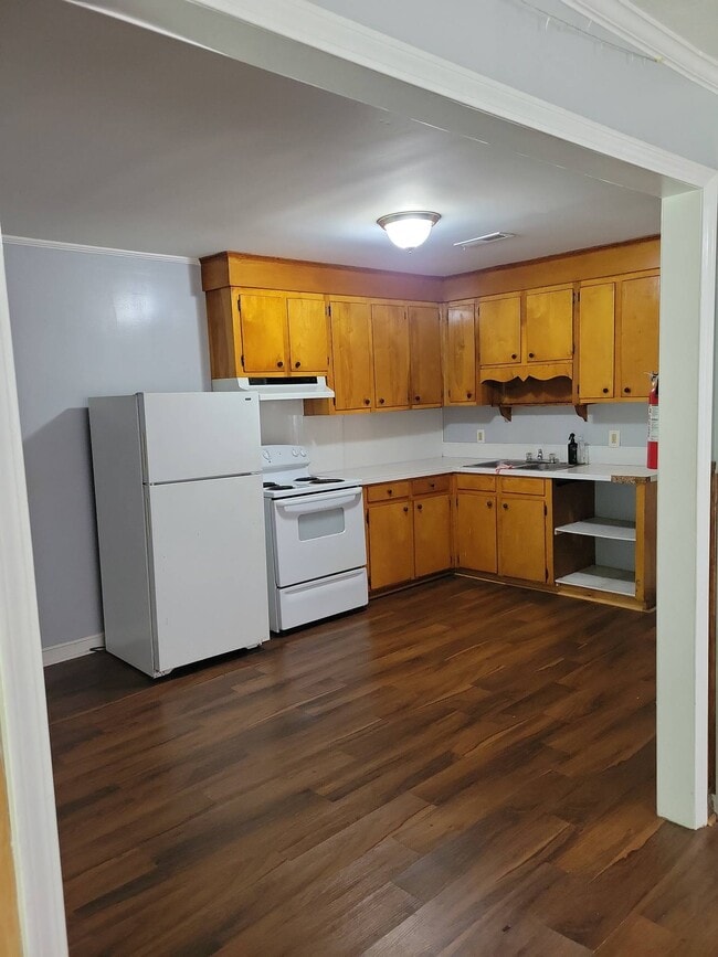 Building Photo - 1518 Greenbay Dr